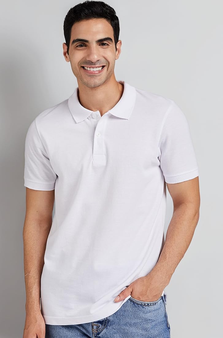 Modern casual menswear, comfortable t-shirts, and stylish denim for daily wear